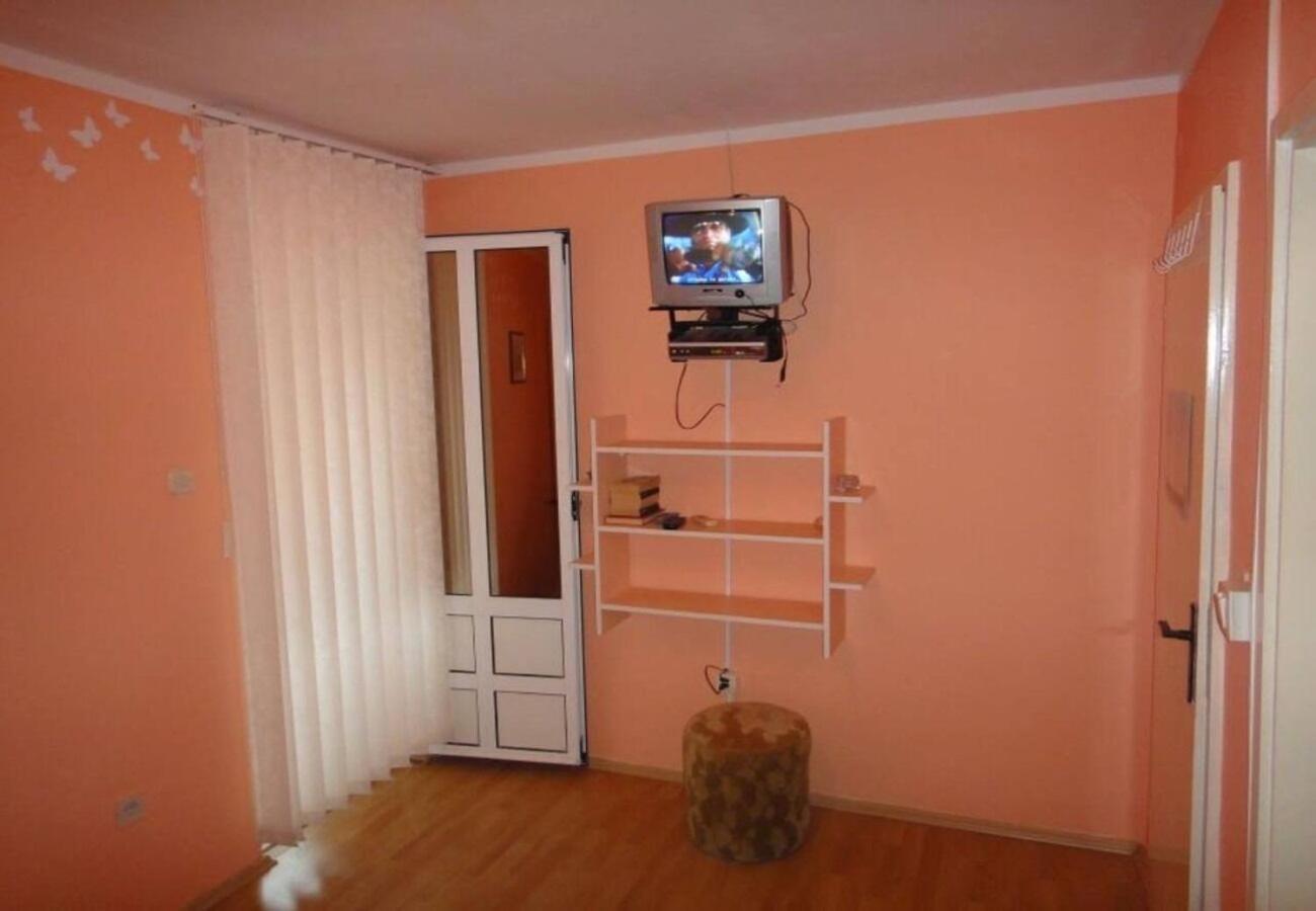 Apartments Antonio Orebić Екстериор снимка