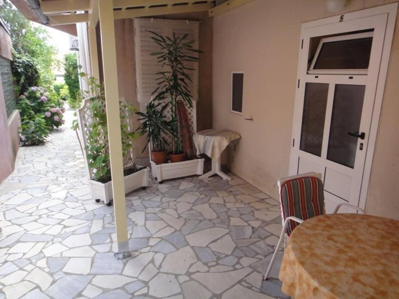 Apartments Antonio Orebić Екстериор снимка