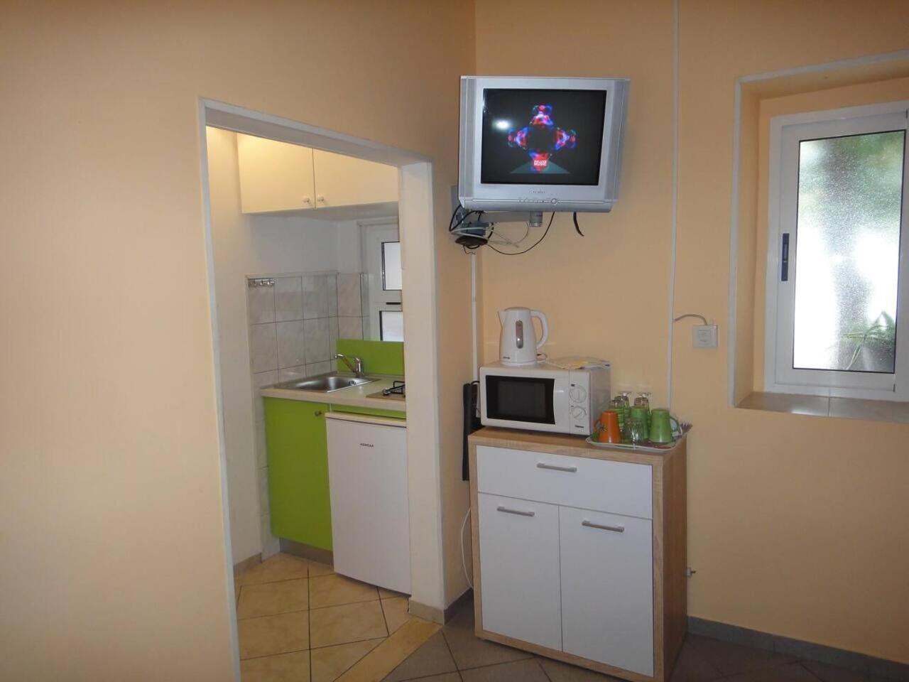 Apartments Antonio Orebić Екстериор снимка