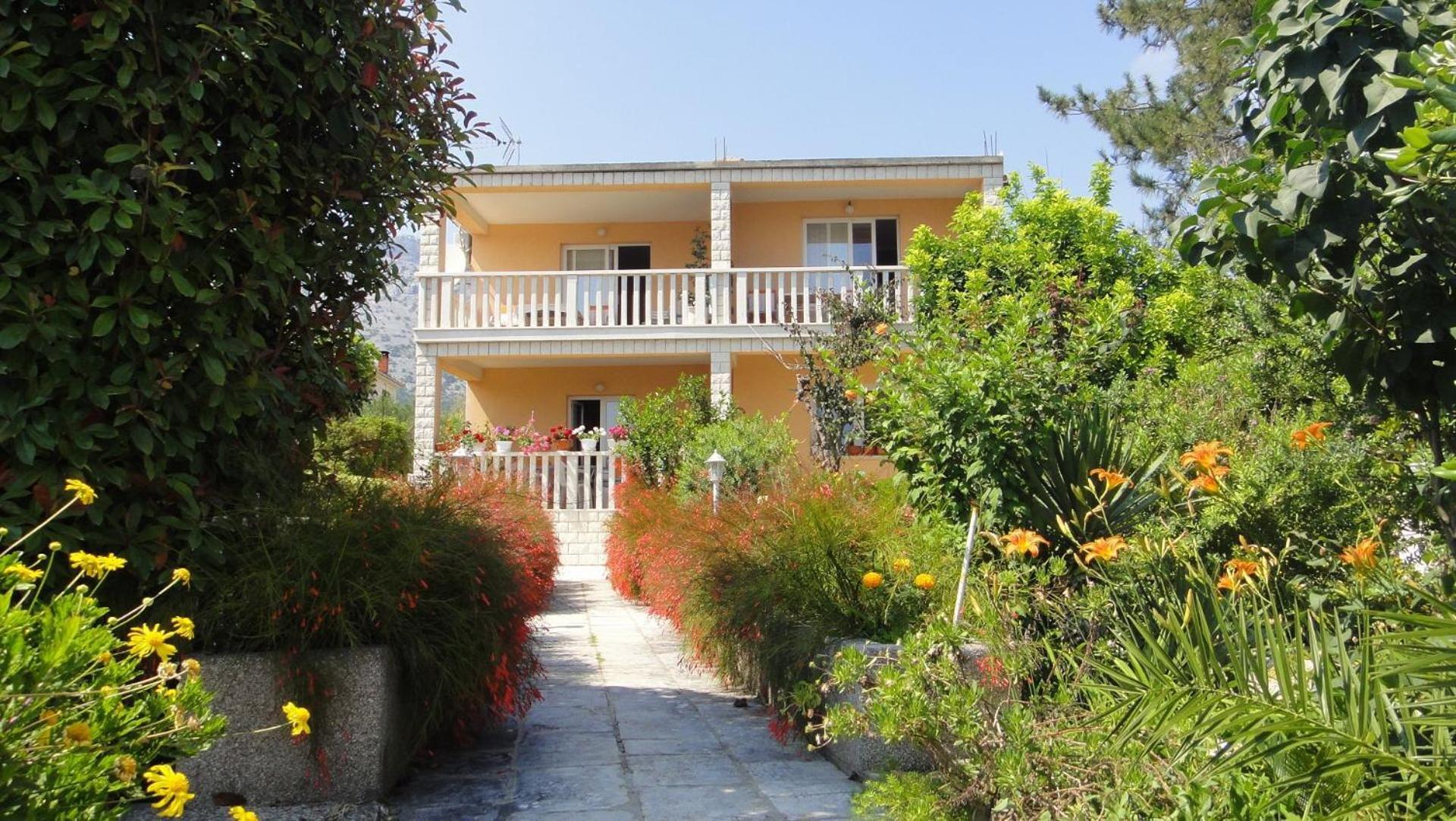 Apartments Antonio Orebić Екстериор снимка