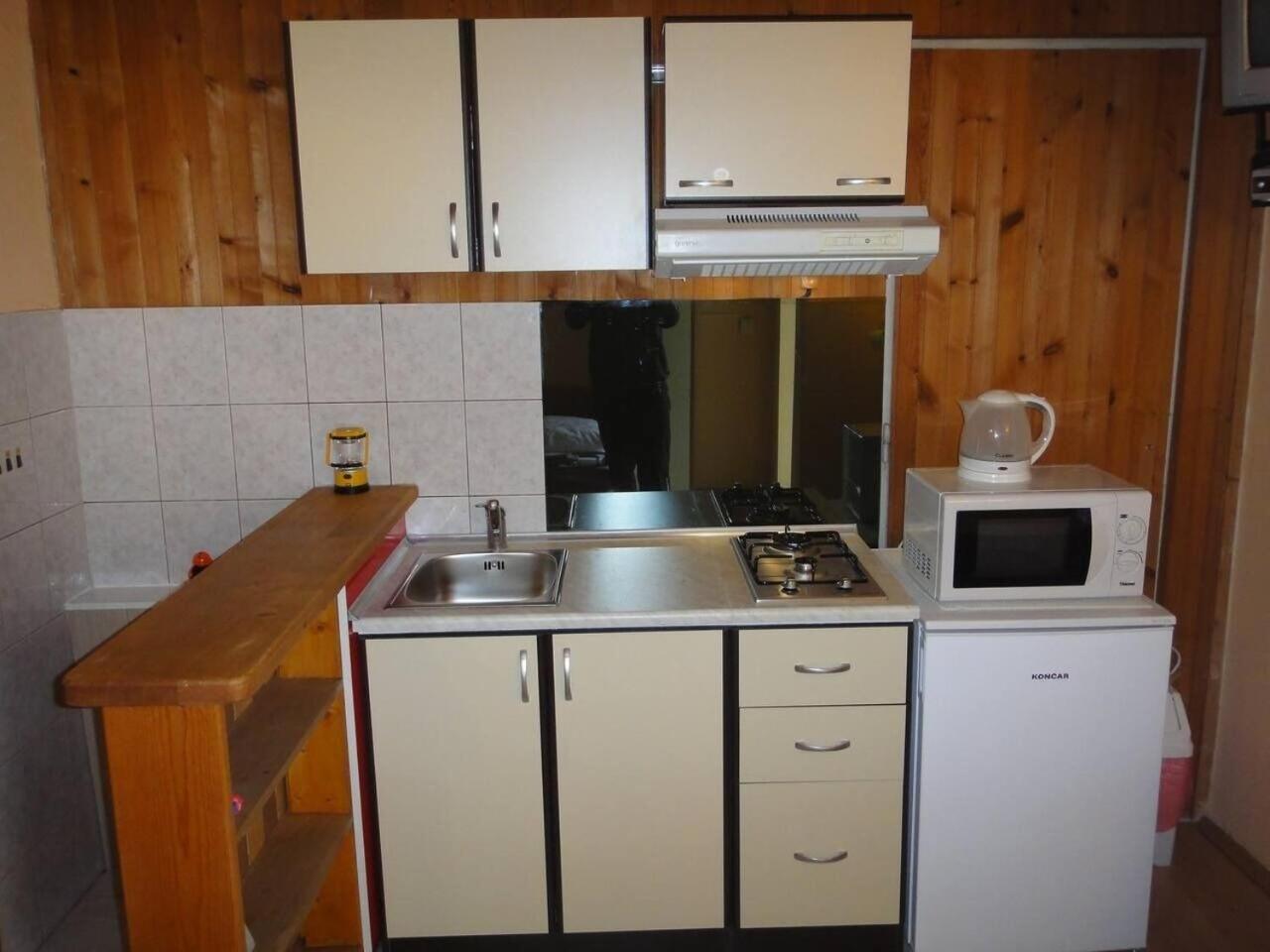 Apartments Antonio Orebić Екстериор снимка